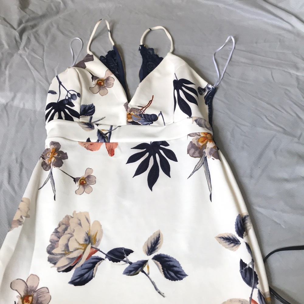 Windsor Floral Form Fitting Dress